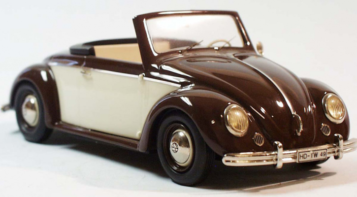 1949 VW "Hebmueller" Cabriolet braun-beige 1/24 Zinnlegierung Fertigmodell