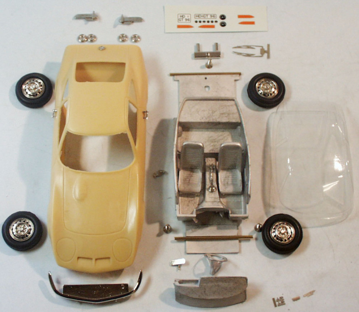 1968-1973 Opel GT Coupe unlackiert 1/24 Zinnlegierung & Resine Bausatz