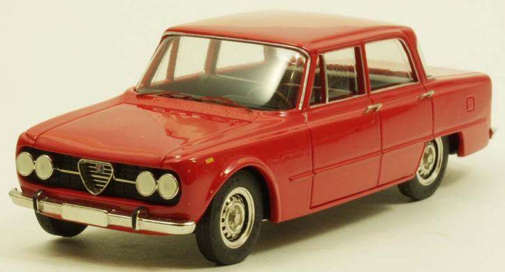 Alfa Romeo Nuova Super 1,6 red 1/24 whitemetal/pewter ready made