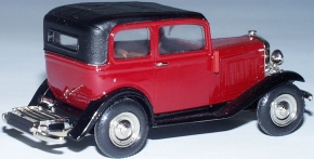 1932 Opel 1.2L rot-schwarz 1/43 Zinnlegierung Fertigmodell