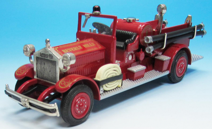 1928 Ahrens - Fox, Rotary Pumper Beverly Hills, CA red 1/43 ready made