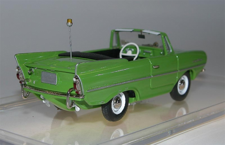 1960-1963 Amphicar white-metal green 1/43 ready made