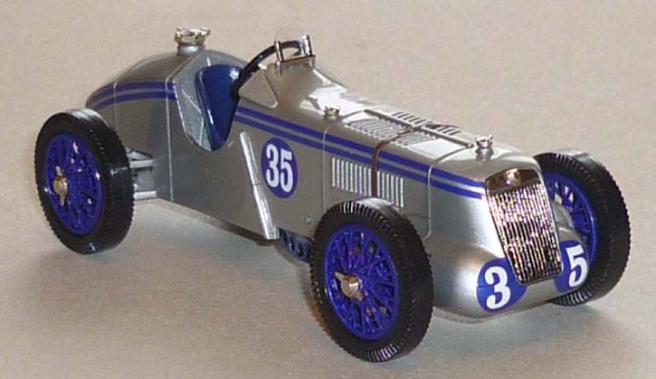 MG R 1935    (Ian Ferguson Connell)