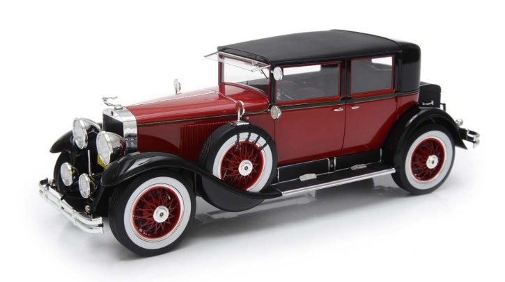 1928 Cadillac Series 341A "Al Capone" Town Sedan red-black 1/18 ready made