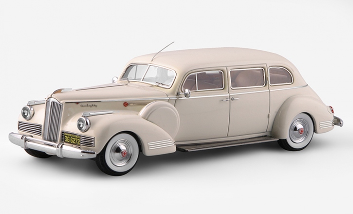 1941 Packard 180 7 Personen limousine beige 1/43 Fertigmodell