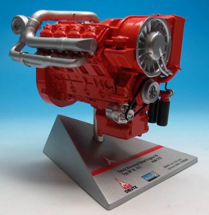 Deutz Aircooled Engine V8  Typ BF 8L 513   Maßstab 1/15