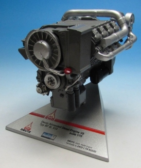 Deutz Aircooled Engine V8  Typ BF 8L 513   Maßstab 1/15