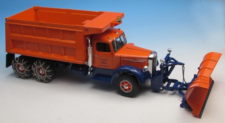 Mack R-600 Dump Truck with snow plow Tollway & Tunnel Authority 1/34 ready made