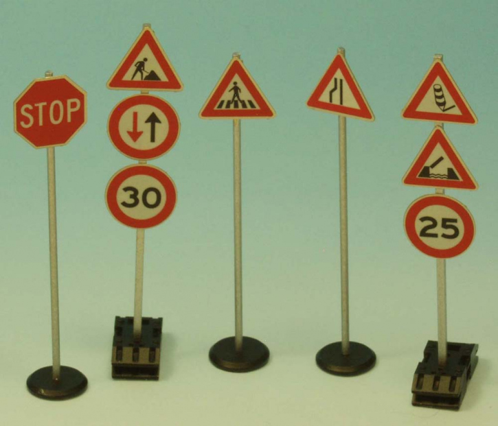 Décalcomanies Signalisation Routière Historique 1/43 - Neuf, Format 120x80 Mm, Marque INTERDECAL