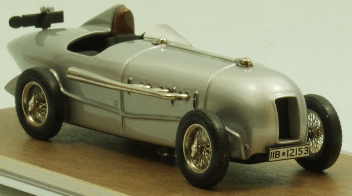 Mercedes SSKL Streamliner (mit Kennzeichen/ with number plate) silber 1/43