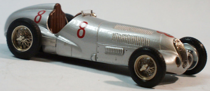1937 Mercedes W 125 GP Monoposto No.8 silber 1/43 Zinnlegierung Fertigmodell