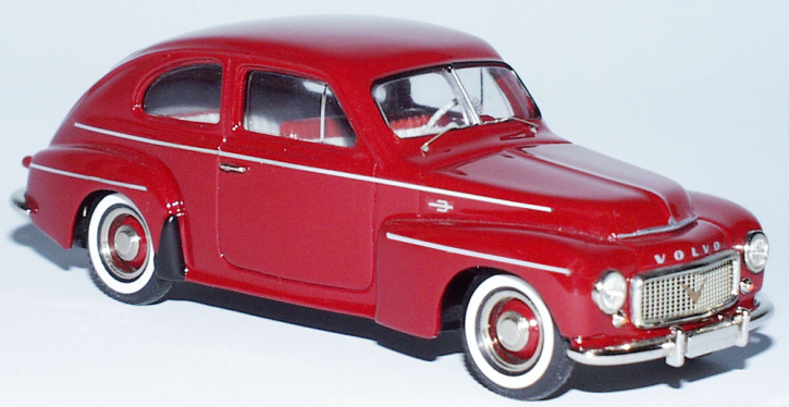 1957 Volvo PV 444L Spezial rot 1/43 Zinnlegierung Fertigmodell