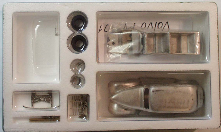 1938 Volvo PV 802 unpainted 1/43 whitemetal/pewter kit