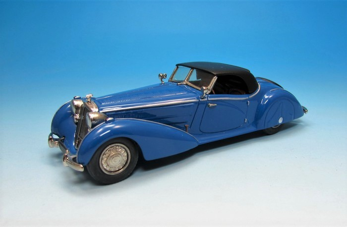 1939 Horch 853 (1939) Convertible "Erdmann & Rossi", closed roof light blue