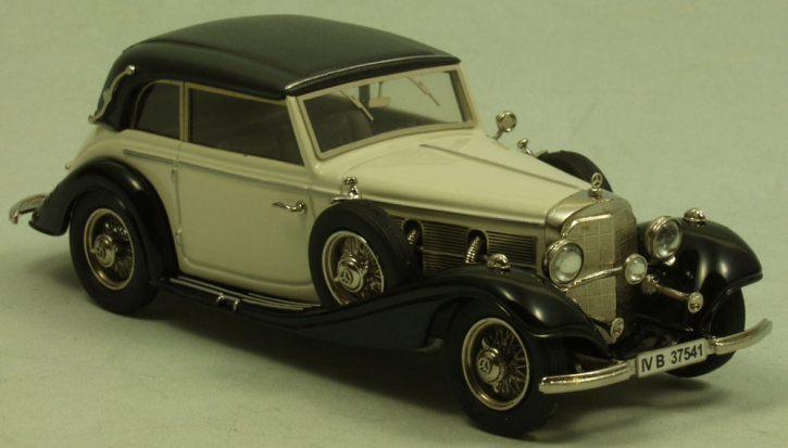1939 Mercedes 540K Cabriolet B, Dach geschlossen schwarz-weiss 1/43 Fertigmodell