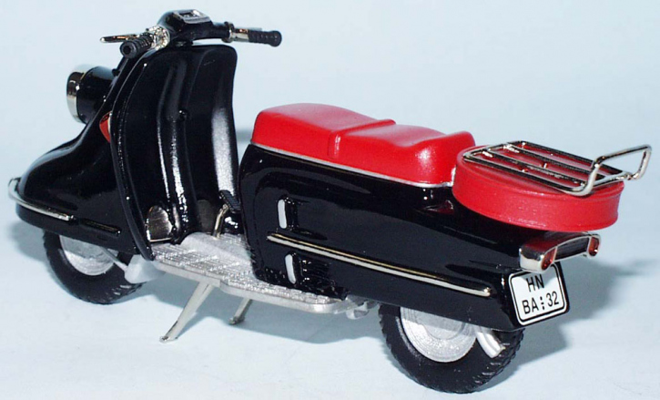 Heinkel Tourist 103A 1960-1965 black 1/18 whitemetal/pewter