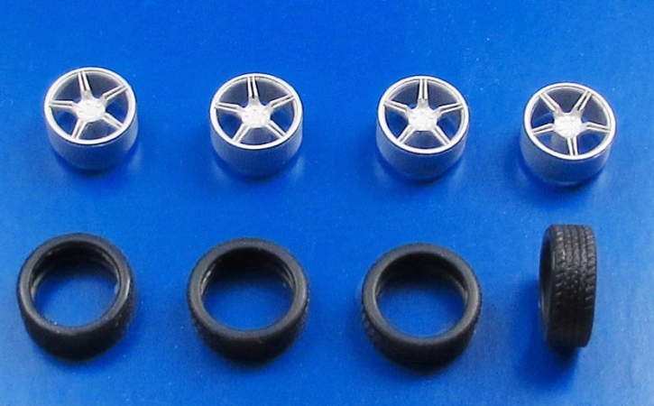 Radset 201-02 4x Felge Design Abt FR + Reifen unlackiert 1/43 Bausatz