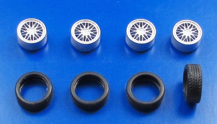 Radset 202-02 4x Felge Design BBS + Reifen unlackiert 1/43 Bausatz