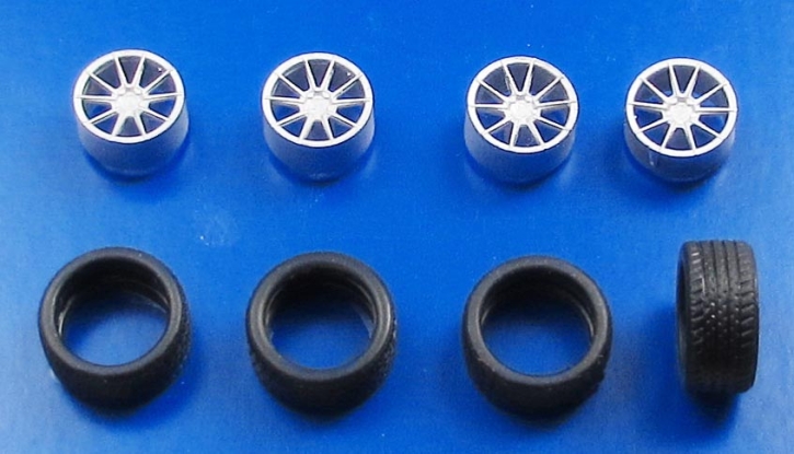 Radset 209-01 4x Felge Design Rotiform_SPF + Reifen unlackiert 1/43 Bausatz