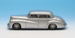 1951-1954 Mercedes 300 Limousine (W 186) "Adenauer" (1951-1954) silber 1/43