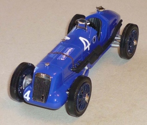 1935 MG R 1935 Ecurie Jacques Menier blau 1/32 Fertigmodell