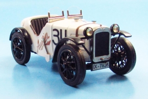 Austin Seven Walter Bäumer 1932-34 Werk Rennwagen weiss 1/32 Fertigmodell