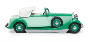 1934 Hispano Suiza J12 Convertible from Fernandez Darrin two tone green 1/18