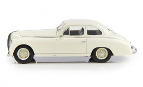1949-50 Delahaye 135M Coupe by Guillore weiss 1/43 Fertigmodell