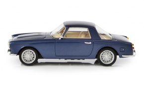 1961 Cisitalia DF85 coupe by Fissore blau 1/43 Fertigmodell