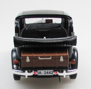 1936-1940 Mercedes-Benz 260D W138 Pullman Landaulet Berlin Taxi schwarz 1/43