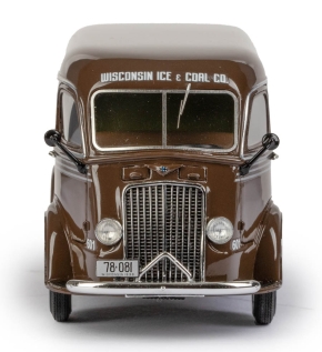 1938 International D-300 Wisconsin Ice & Coal Co. Delivery Van brown 1/43