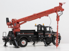 その他 INTERNATIONAL 4400 SERIES Digger Derrick 1955 International 4400 Series w/digger derrick black 1/34 ready