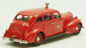 1937 Packard 4-Door Sedan N.Y. Fire Dept (Chief) 1937 rot 1/43 Zinnlegierung