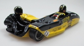 side-car "Moto Boutique" Schlosser/Hauser (CH) sans Figures jaune-noir 1/18