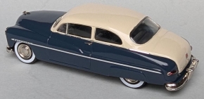 1950 Mercury 8 Club Coupe blau-beige 1/43 Zinnlegierung Fertigmodell