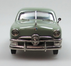 1950 Ford Club Coupe V8 grün 1/43 Zinnlegierung Fertigmodell