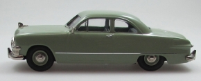 1950 Ford Club Coupe V8 grün 1/43 Zinnlegierung Fertigmodell